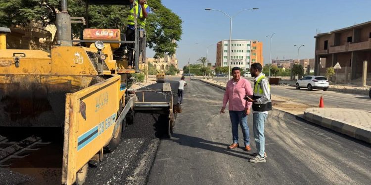 رئيس جهاز مدينة بني سويف الجديدة يجتمع بالشركات المنفذة لمشروعات الإسكان بالمدينة
