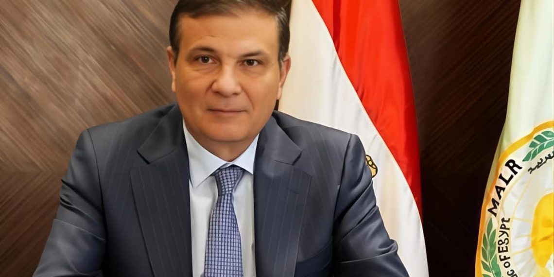 وزير الزراعة يكلف أجهزة الوزارة بالمرور الدائم والمفاجئ على المديريات والإدارات والجمعيات الزراعية