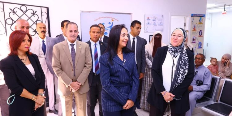 وزيرة التضامن الاجتماعي تتفقد مكتب تأهيل حلوان .. وتتابع الخدمات المقدمة للأشخاص ذوي الإعاقة