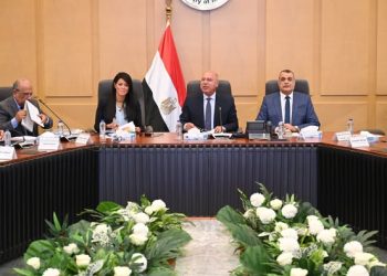 الوزير  يترأس الاجتماع الثلاثين للمجموعة الوزارية للتنمية الصناعية