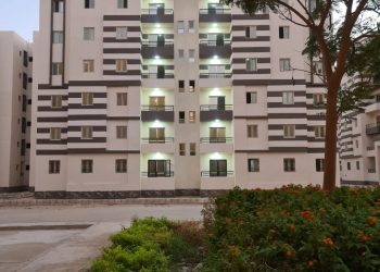 وزير الإسكان يتابع موقف تنفيذ وحدات المبادرة الرئاسية “سكن لكل المصريين”