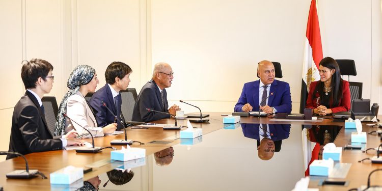 الوزير يوقع مع الممثل الرئيسي لمكتب الجايكا بالقاهرة الاتفاقية التمويلية الخاصة بالشريحة الرابعة من المرحلة الأولى للخط الرابع للمترو