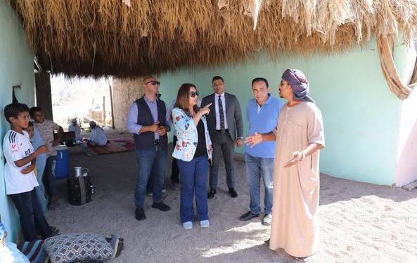 ” وزيرة التنمية” توجه بسرعة التنسيق لبحث الحلول لمشكلات أهالي وادي مجيرح بمدينة دهب