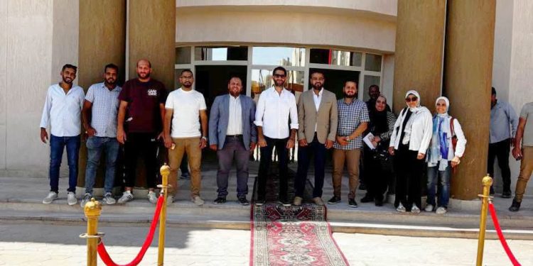 وزير الإٍسكان:تسليم أول مدرسة تجريبي ودفع العمل بالمشروعات السكنية بأكتوبر الجديدة