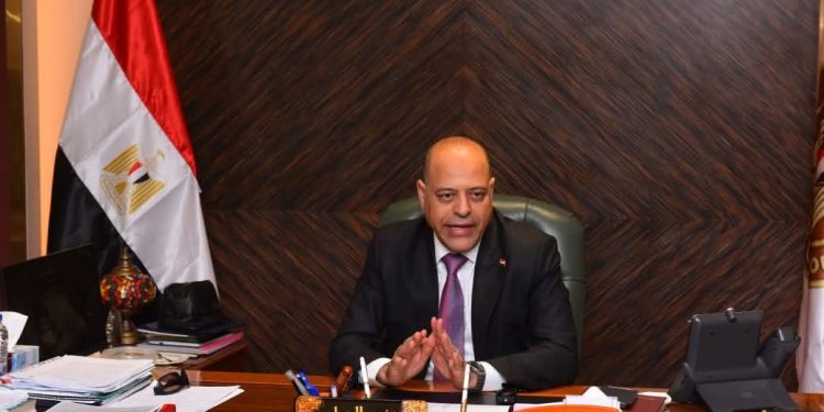 وزير العمل: خطة في “الوزارة” لدعم المواقع التنفيذية بقيادات قادرة على إدارة الملفات الحيوية