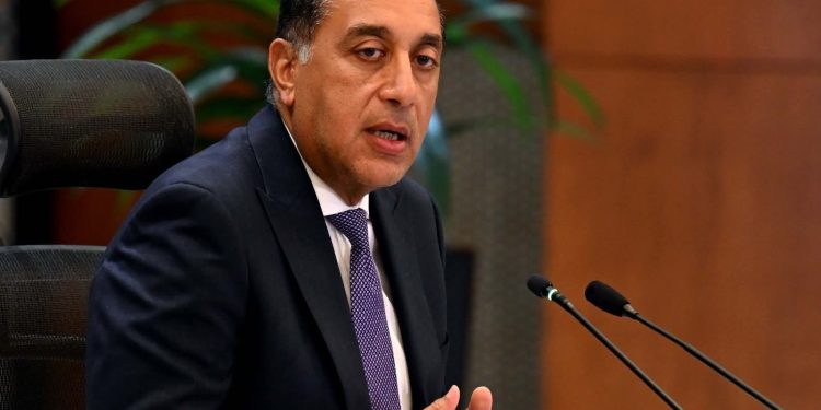 “مدبولي” يُثمِّن جهود المنظومة ويوجه بالعمل المستمر من أجل تطوير آليات تلقي الشكاوى