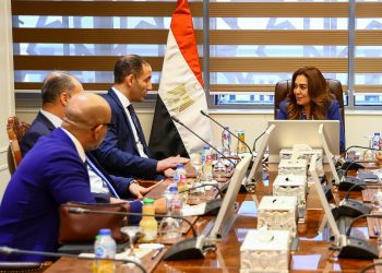 وزيرة التنمية المحلية تبحث مع قيادات شركة “Edge Conn” مجالات التعاون في تعزيز البنية التكنولوجية