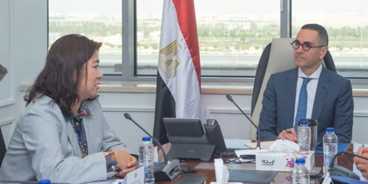 “وزير الاستثمار ” يبحث مع البنك الأوروبي لإعادة الإعمار والتنمية EBRD سبل تعزيز الاستثمار  في مصر