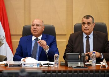 “الوزير ”  الدولة ملتزمة بتوريد كميات الغاز اللازمة لتشغيل مصانع الأسمدة.