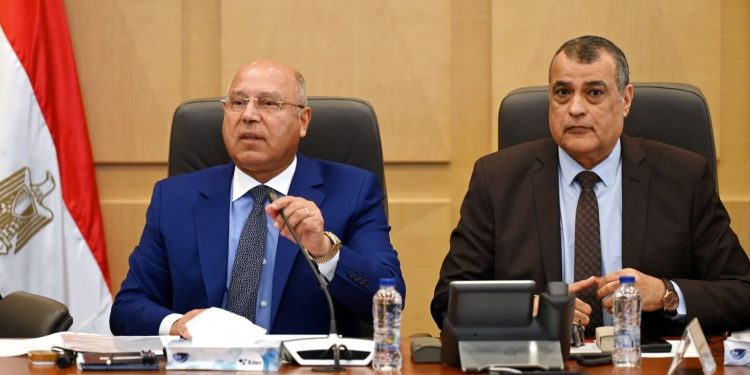 “الوزير ”  الدولة ملتزمة بتوريد كميات الغاز اللازمة لتشغيل مصانع الأسمدة.