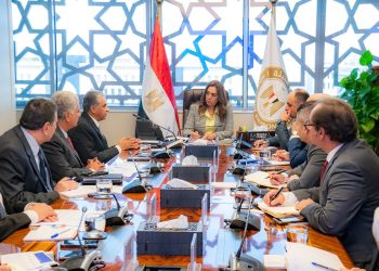 منال عوض: ترجمة الخطط الاستراتيجية إلى مشروعات تنفيذية في المحافظات