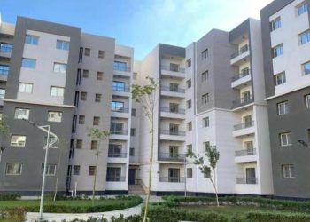 وزير الإسكان يُعلن بدء تسليم وحدات مشروع “ڤالي تاورز إيست” بالعبور الجديدة ضمن مبادرة “بيتك في مصر”
