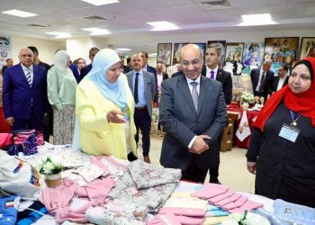 نائب وزير التربية والتعليم يفتتح معرض منتجات التعليم الفني بالعاصمة الإدارية