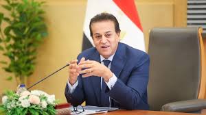عبدالغفار ” يستقبل رئيس الجهاز المركزي للتنظيم والإدارة لتعزيز التعاون في تطوير المنظومة الصحية