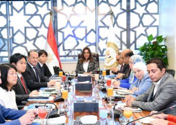 .منال عوض: سرعة تنفيذ مصانع لبدائل البلاستيك بعدد من المدن المصرية لتهيئة المناخ الداعم لإعلانها مدن خالية من التلوث البلاستيكى في مصر