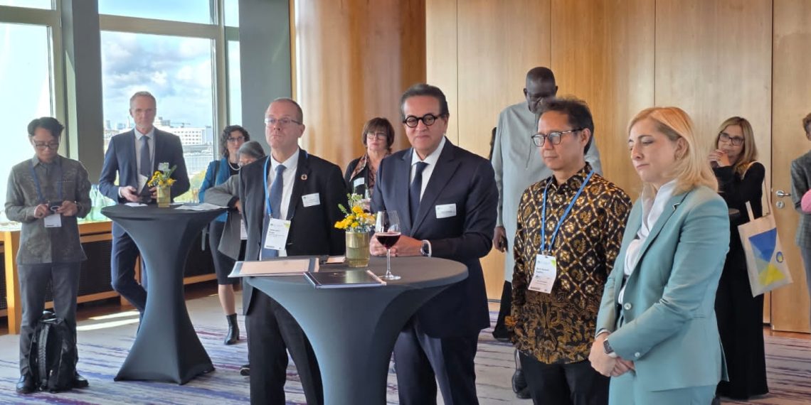 قمة الصحة العالمية 2025 في برلين.. وزير الصحة ونظيرته الألمانية يبحثان تعزيز التعاون