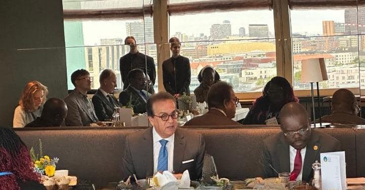 عبدالغفار: القضاء على انتقال الأمراض من الأم إلى الطفل بحلول 2030 أولوية صحية عالمية