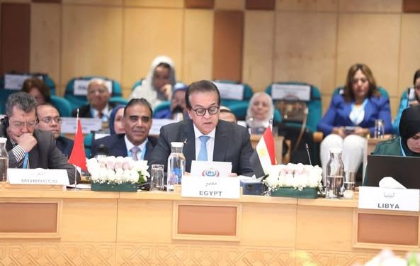 نائب رئيس مجلس الوزراء ووزير الصحة يشارك في جلسة “إطلاق نداء القاهرة” للعمل بشأن سرطان الثدي