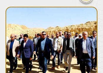 وزير الإسكان يواصل جولته بتفقد مشروع سكن مصر ومحطة رفع صرف صحى امتداد جنوب المستثمرين بمدينة القاهرة الجديدة