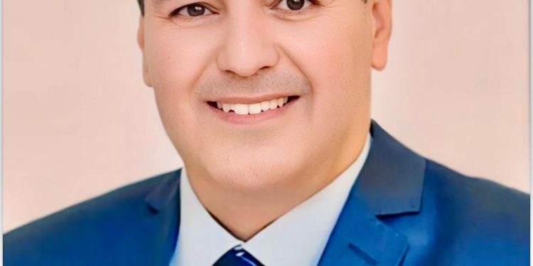 محمد اليماني ، بطلٌ نادرٌ ، فوقَ رمالِ سَيْنَاءَ !!