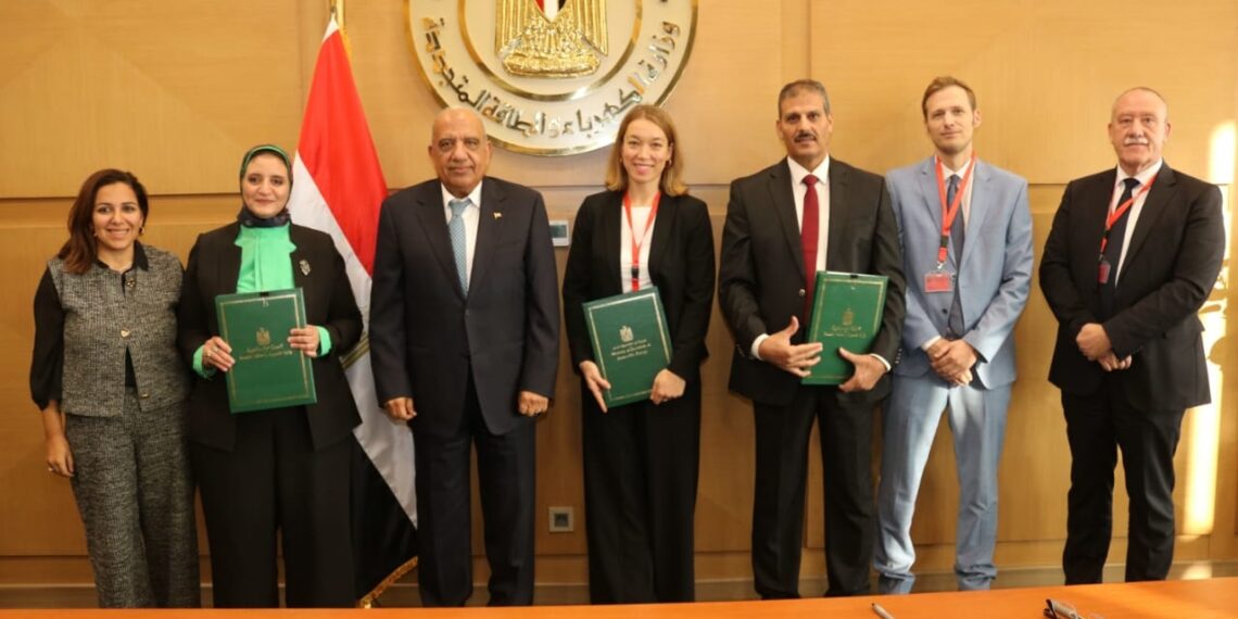 مصر وألمانيا توقعان اتفاق مبادلة ديون بـ50 مليون يورو لدعم طاقة الرياح