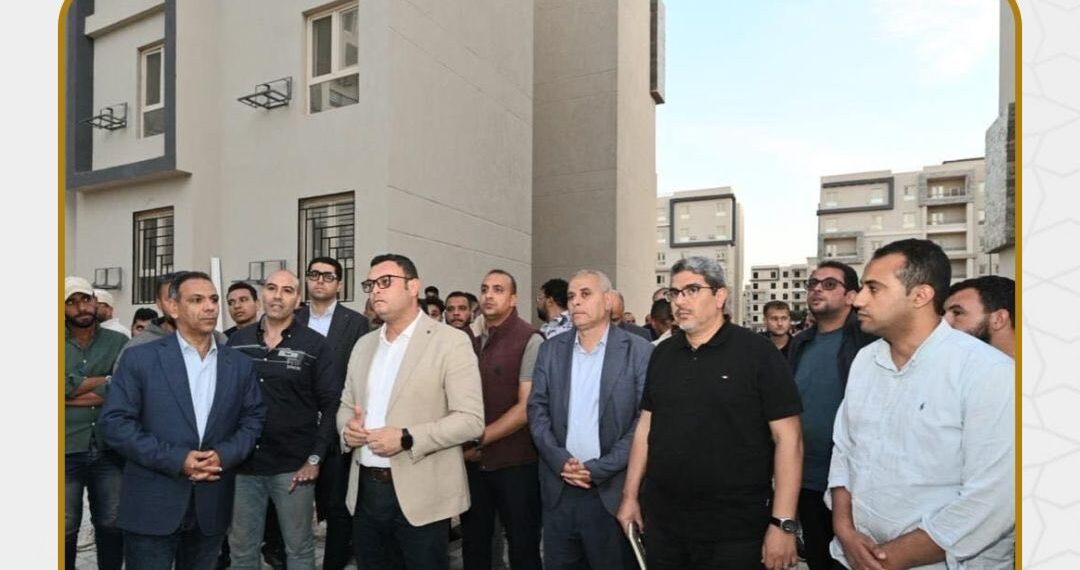 وزير الإسكان يتفقد مشروعات “سكن لكل المصريين” و”كوبري C3″ والمدينة التراثية بالعلمين الجديدة