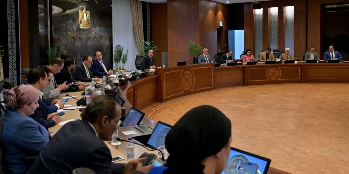 “المالية” تُطلق المرحلة الثانية من التسهيلات الضريبية: «قائمة بيضاء» و«كارت تميز» ورد الضريبة خلال أسبوع