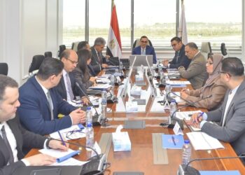 وزراء التجارة والسياحة والإسكان يبحثون خطة شاملة لتعزيز الاستثمار السياحي وزيادة أعداد السائحين