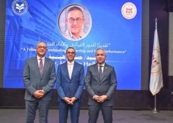 وزير الاستثمار يوجه الشكر للمهندس حسام هيبة بعد انتهاء فترة عمله