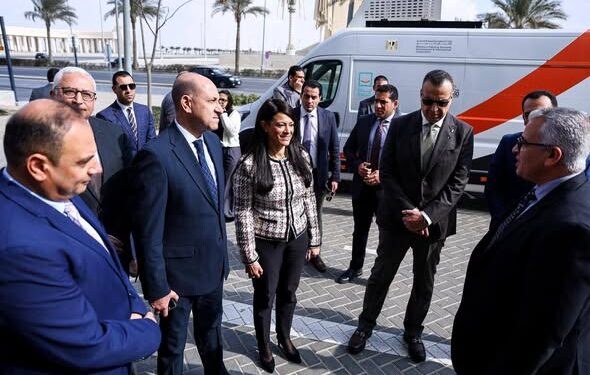 لأول مرة.. مراكز تكنولوجية متنقلة لاستخراج «الفيش الجنائي» إلكترونيًّا