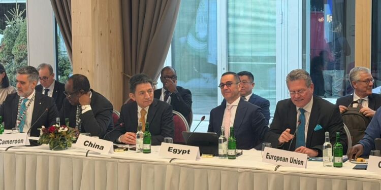 من دافوس.. وزير الاستثمار يقود تحركات مصر لدعم إصلاح التجارة العالمية والأمن الغذائي