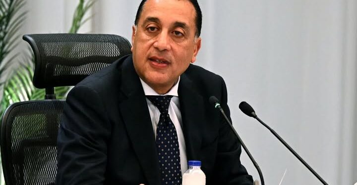 رئيس الوزراء: الخميس إجازة رسمية بدل 25 يناير