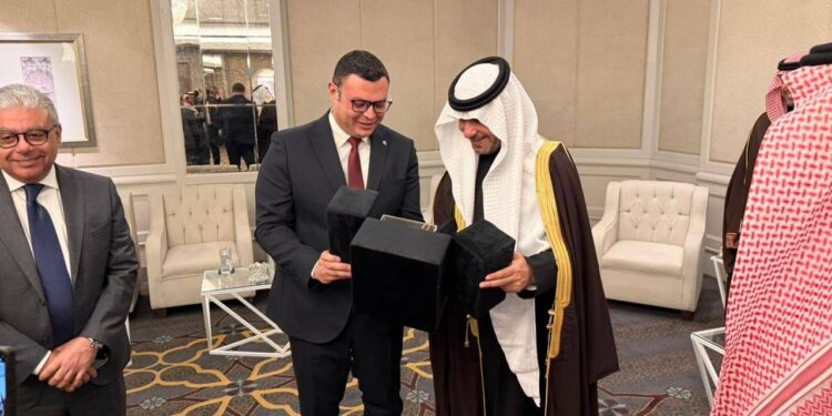 منتدى مستقبل العقار 2026.. الشربيني والحقيل يعززان التعاون المصري- السعودي