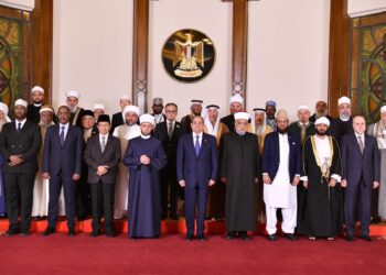 الرئيس السيسي يستقبل المشاركين بالمؤتمر الدولي للمجلس الأعلى للشؤون الإسلامية