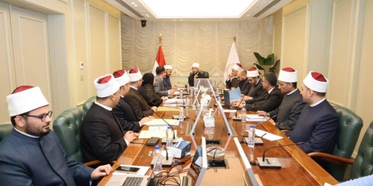 ضوابط التراويح والتهجد والاعتكاف في رمضان.. “الأوقاف” تضع خطة كاملة لاستقبال الشهر الكريم