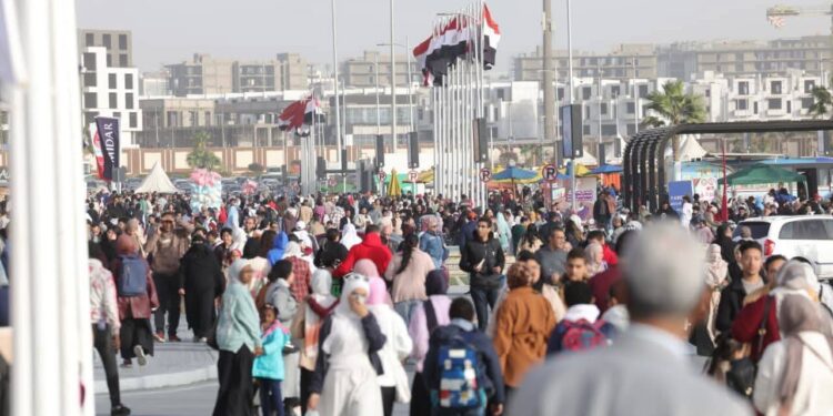2.2 مليون زائر في 5 أيام.. معرض الكتاب 2026 يسجل رقمًا قياسيًّا