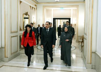 برعاية رئاسية وشراكة إماراتية.. مدبولي يشهد تتويج المتميزين حكوميًّا -صور