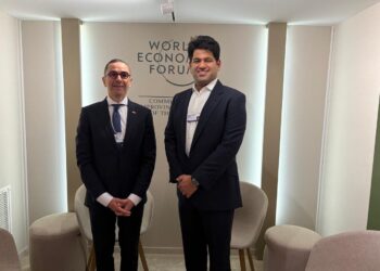 وزير الاستثمار يلتقى أكبر شركة هندية في تصنيع الدراجات والتريسكل.. لماذا؟