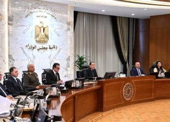 تفاصيل الخطط الجديدة للحكومة لتوطين صناعة أجهزة الاتصالات