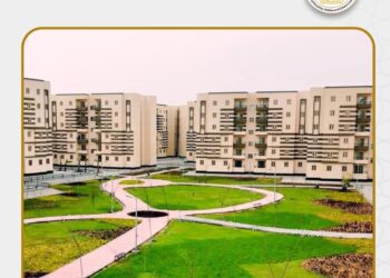 سكن كل المصريين.. وزير الإسكان يتابع موقف وحدات منخفضي الدخل