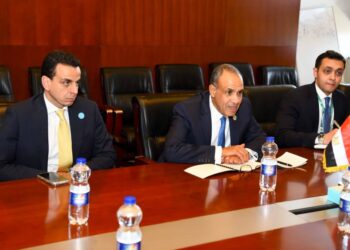 مصر وغانا تتفقان على تعزيز التجارة والاستثمار ودعم الاستقرار بالقارة الإفريقية