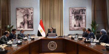 رئيس الوزراء يتابع مستجدات هيكلة وتطوير الهيئات الاقتصادية والشركات المملوكة للدولة