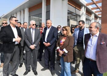 وزير الإسكان ومستشار الرئيس يتابعان موقف مشروع “حدائق تلال الفسطاط”