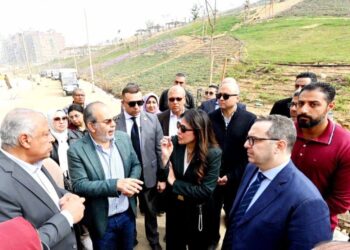 المنشاوي تتفقد مشروع حدائق تلال الفسطاط بالقاهرة لتسريع معدلات التنفيذ