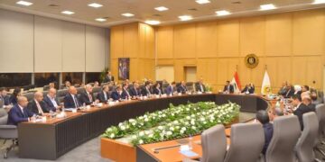 اجتماع حكومي موسع يؤسس لمرحلة “الحوافز المشروطة بالأداء” لتنمية الصادرات المصرية