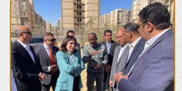 مواجهة فورية للمخلفات.. جولة مفاجئة لوزيرة الإسكان بالقاهرة الجديدة