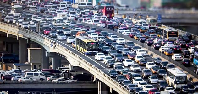 زحمة رمضان بتزيد إمتى في النهار ؟.. خبير مروري يوضح