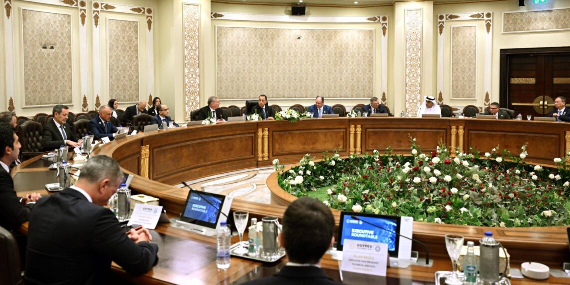 مدبولي: “إيجبس 2026” محطة مهمة لمواجهة تداعيات الأزمة الإقليمية على قطاع الطاقة