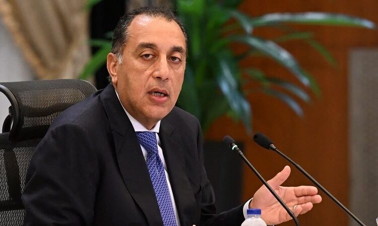 مدبولي للمواطنين عن أسعار الوقود: اعذرونا فالظروف لم تترك خيارًا آخر