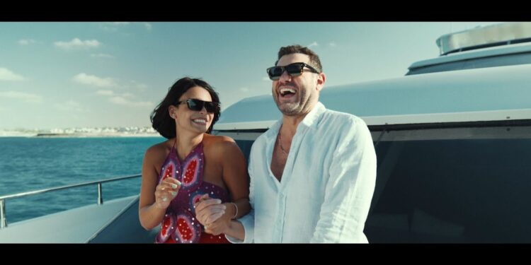 سقوط فيلم السلم والتعبان 2.. إيحاءات دون سياق درامي